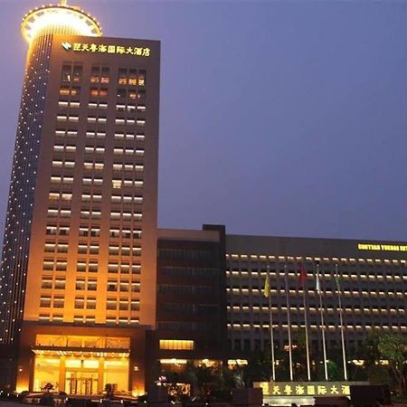 Chutian Guangdong International Hotel Wuhan Bagian luar foto